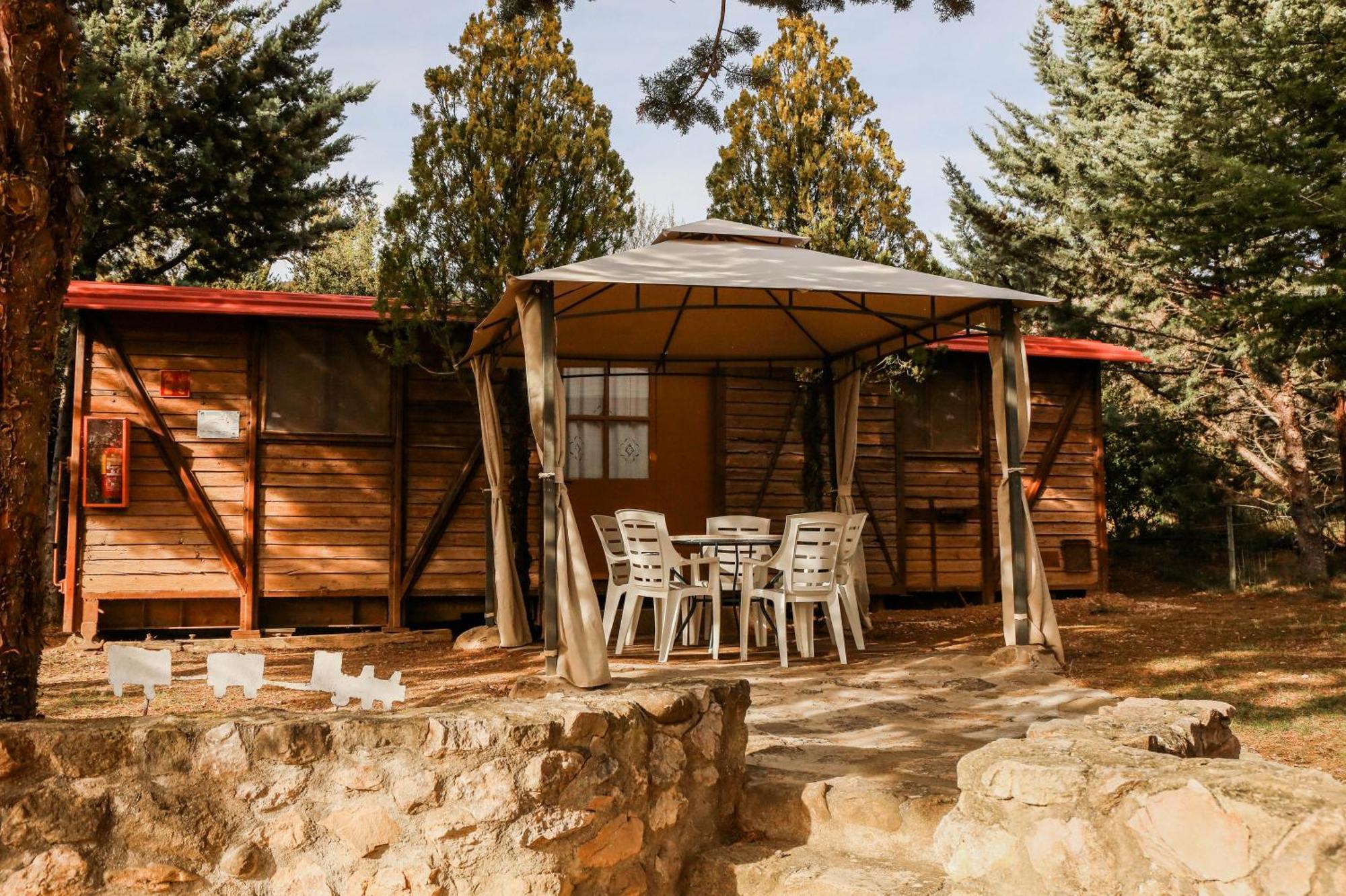 Camping Castillo De Loarre Dış mekan fotoğraf