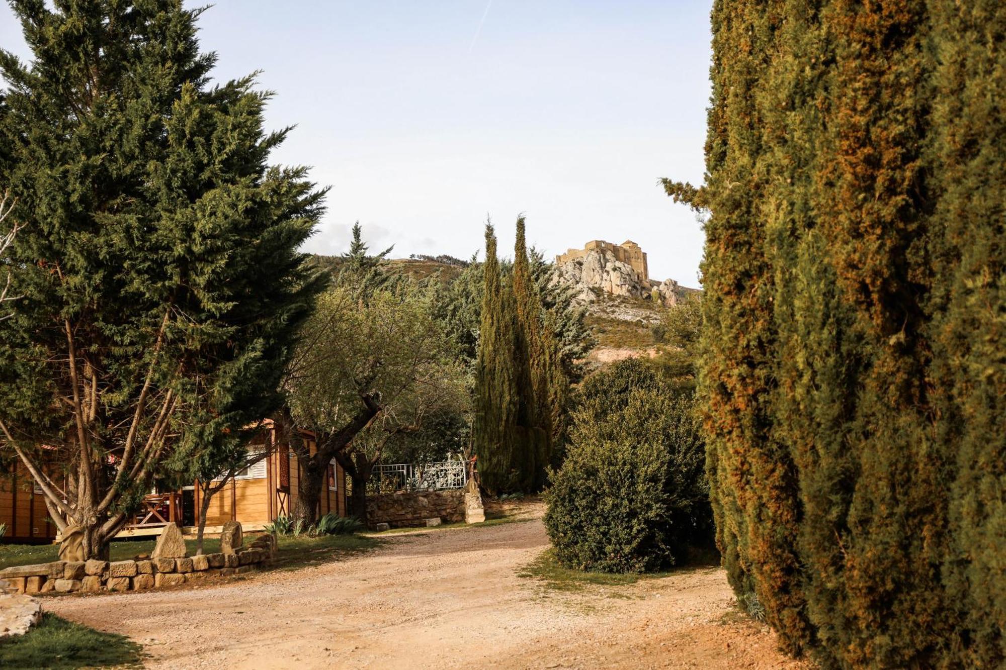 Camping Castillo De Loarre Dış mekan fotoğraf