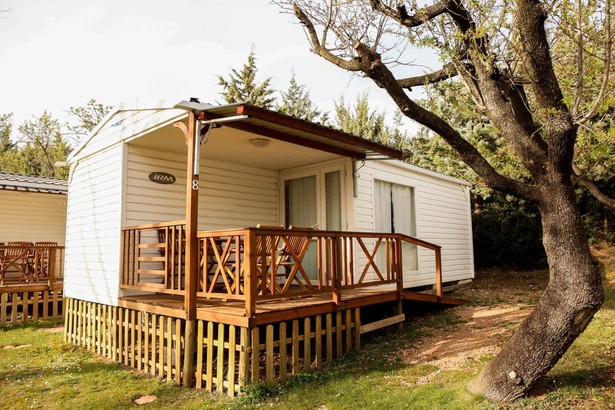 Camping Castillo De Loarre Dış mekan fotoğraf