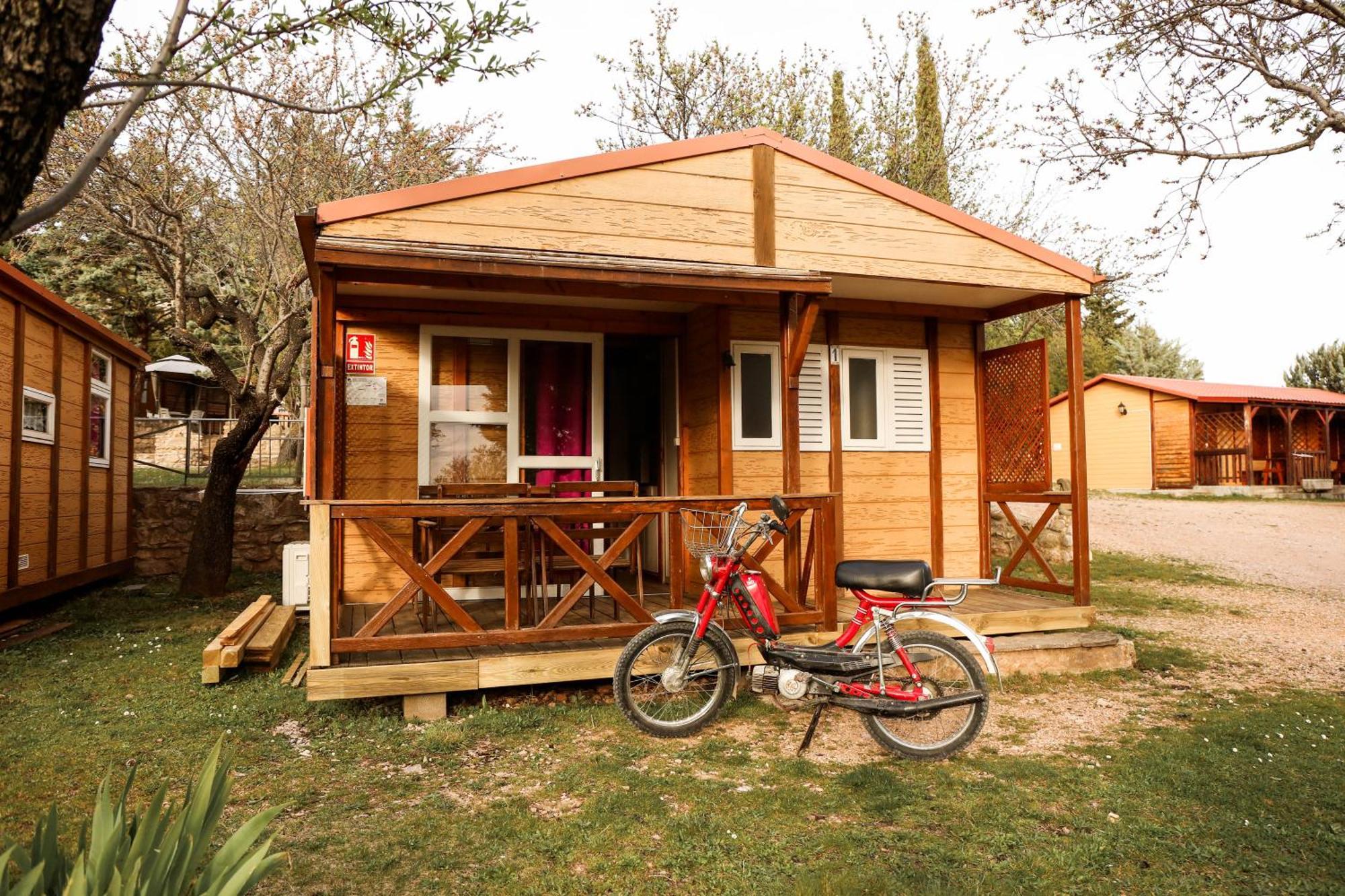 Camping Castillo De Loarre Dış mekan fotoğraf