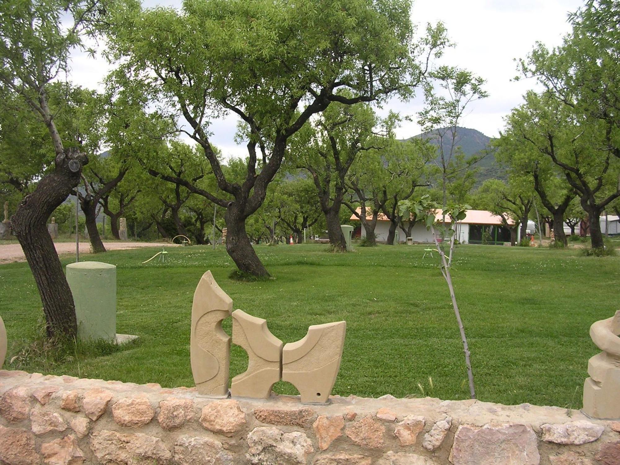 Camping Castillo De Loarre Dış mekan fotoğraf