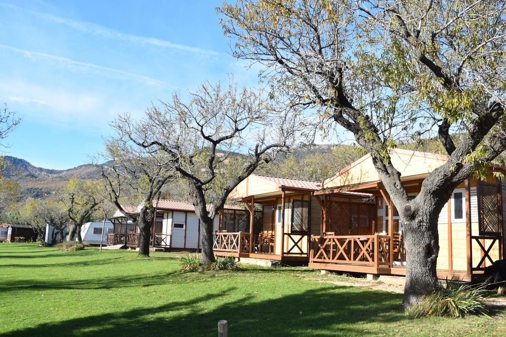 Camping Castillo De Loarre Dış mekan fotoğraf